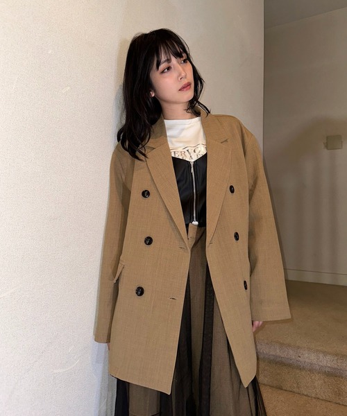 AS KNOW AS plus（アズノゥアズプラス）の「◇ダブルボタンテーラードジャケット　セットアップ可能（テーラードジャケット・レディース・ベージュ/ブラック/グレー・FREE）」の12枚目の写真