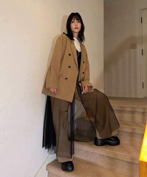 AS KNOW AS plus（アズノゥアズプラス）の「◇ダブルボタンテーラードジャケット　セットアップ可能（テーラードジャケット・レディース・ベージュ/ブラック/グレー・FREE）」の4枚目の写真