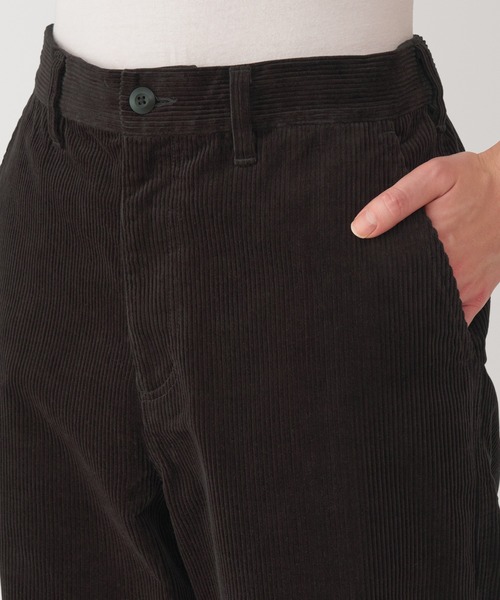 無印良品(ムジルシリョウヒン)の「紳士 木の実から作ったカポック混コーデュロイワイドパンツ(その他パンツ・メンズ・ダークブラウン/ブラウン系/ブラック・XL/L/M/S)」の16枚目の写真