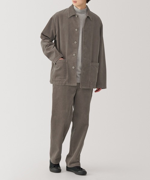 無印良品(ムジルシリョウヒン)の「紳士 木の実から作ったカポック混コーデュロイワイドパンツ(その他パンツ・メンズ・ダークブラウン/ブラウン系/ブラック・XL/L/M/S)」の22枚目の写真