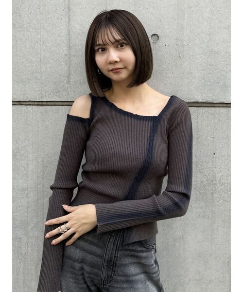 MURUA(ムルーア)の「カットアウトスプレーニット(ニット/セーター・レディース・グレー/モカ/ブルー/アイボリー・FREE)」の20枚目の写真