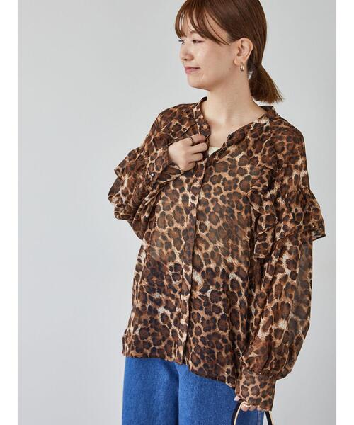 Lugnoncure(ルノンキュール)の「アソート柄フリルブラウス(シャツ/ブラウス・レディース・オフホワイト/ネイビー/ベージュ・F)」の2枚目の写真