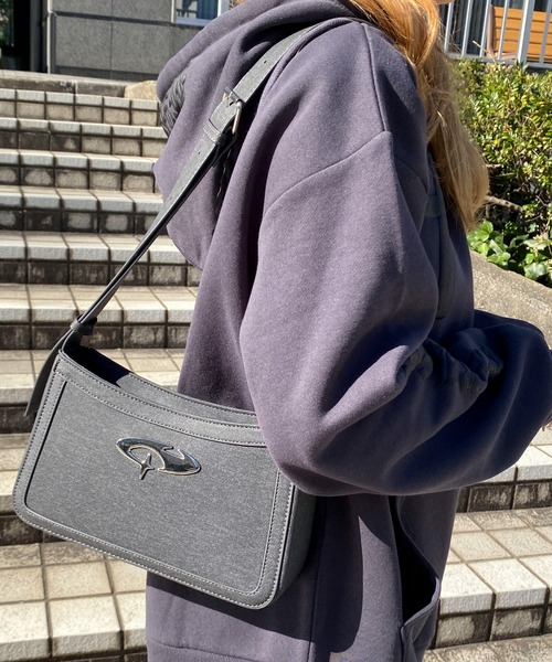 WEGO（ウィゴー）の「WEGO/BIGメタルパーツショルダー（ショルダーバッグ・レディース・レッド/ブラック/グレー・FREE）」の12枚目の写真