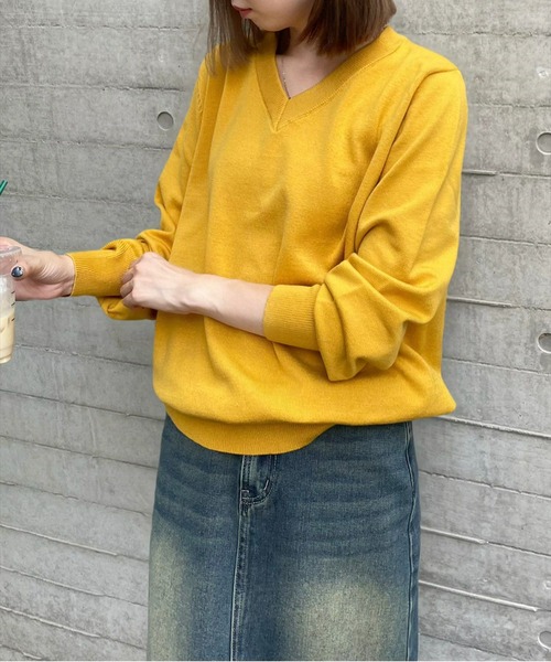 clear（クリア）の「Vネックロングニットトップス [骨格ストレート 着回し抜群 大人 カジュアル]≪再入荷≫（ニット/セーター・レディース・ブラック/アイボリー/グレー/ブルー/マスタード/ボルドー/パープル系その他・F）」の14枚目の写真