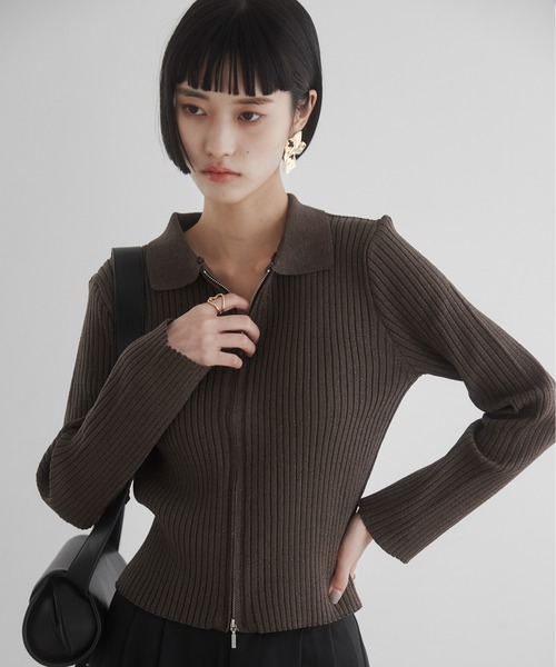 ANGIE(アンジー)の「ダブルジップ ラメ ニットカーディガン(カーディガン/ボレロ・レディース・ブラック/オフホワイト/グレー/ブラウン・FREE)」の4枚目の写真