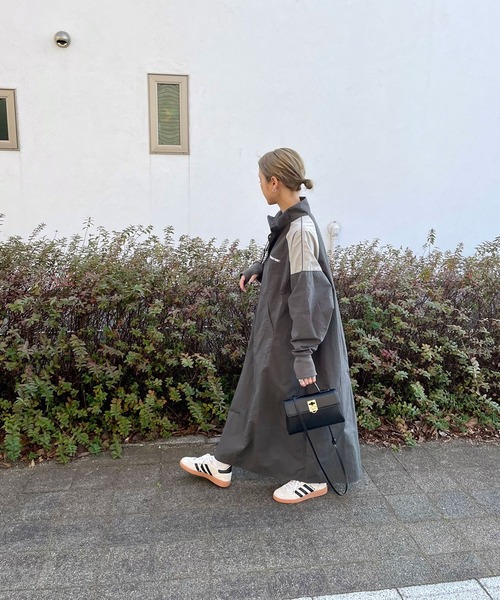 INTERPLAY（インタープレイ）の「【INTERPLAY x AYA】Anorak One-piece (UINISEX)（ワンピース・レディース・ブルー/チャコール・FREE）」の9枚目の写真