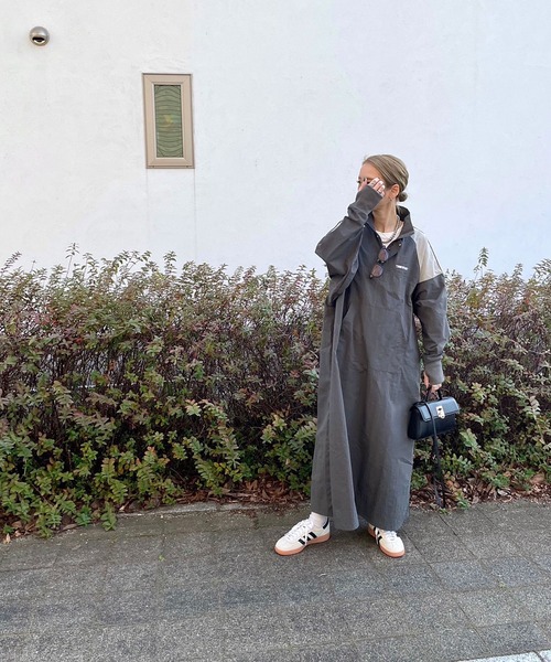 INTERPLAY（インタープレイ）の「【INTERPLAY x AYA】Anorak One-piece (UINISEX)（ワンピース・レディース・ブルー/チャコール・FREE）」の10枚目の写真