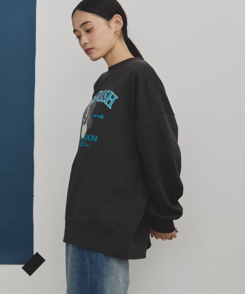 MERLOT（メルロー）の「相良刺繍＆ロゴプリントドッグスウェット（スウェット・レディース・ブラック/チャコールグレー/バーガンディー・FREE）」の5枚目の写真