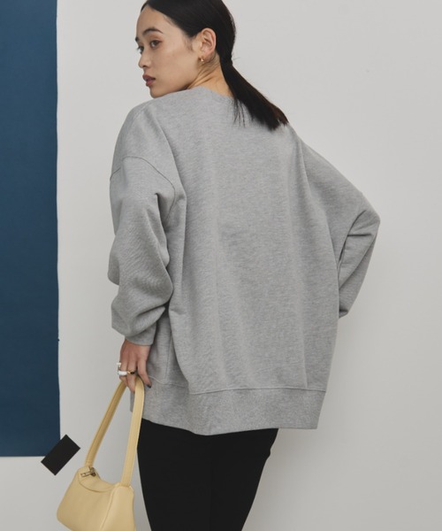 MERLOT（メルロー）の「相良刺繍＆ロゴプリントドッグスウェット（スウェット・レディース・ブラック/チャコールグレー/バーガンディー・FREE）」の16枚目の写真