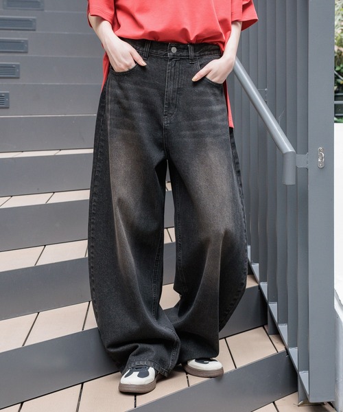 LAKOLE（ラコレ）の「オーバーダイカーブデニム / 147147（デニム