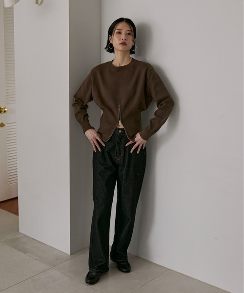 feepur（フェピュール）の「【ハンドウォッシャブル】裾ハーフジップクルーニット（ニット/セーター・レディース・ブラウン/ブラック/オフホワイト/グレー・MEDIUM）」の11枚目の写真