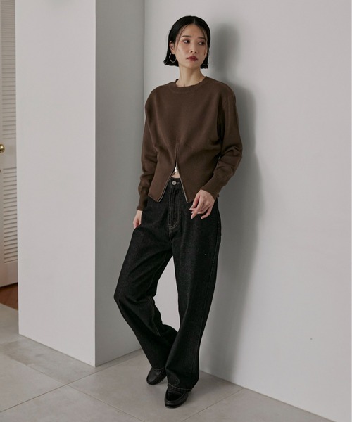 feepur（フェピュール）の「【ハンドウォッシャブル】裾ハーフジップクルーニット（ニット/セーター・レディース・ブラウン/ブラック/オフホワイト/グレー・MEDIUM）」の7枚目の写真