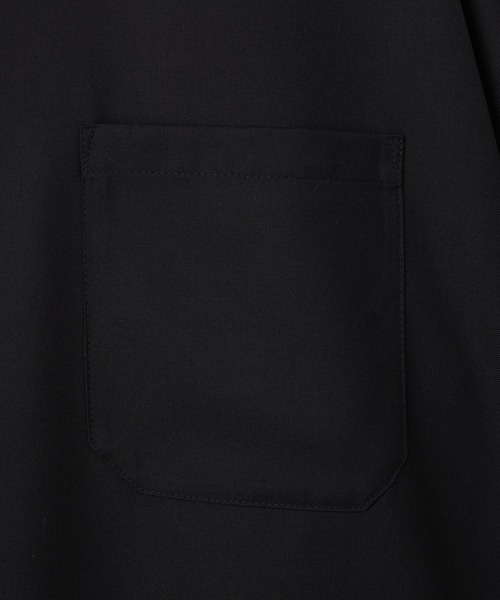 UNITED ARROWS（ユナイテッドアローズ）の「【マルチサイズ】ドレープ ハーフジップ プルオーバーシャツ ーセットアップ対応ー（シャツ/ブラウス・メンズ・オリーブ/ブラック/ブラウン/ネイビー・マルチサイズ）」の22枚目の写真