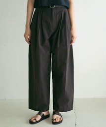 Check Tuck Pants