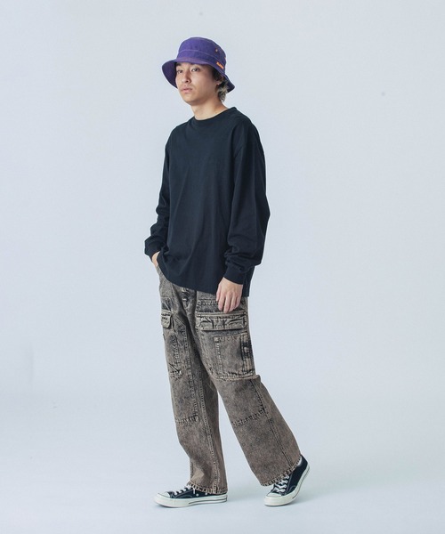売切れ前に 大人気 XLARGE EMBOSSED OLD ENGLISH L/S TEE セール】EMBOSSED OLD ENGLISH L/S TEE（Tシャツ/カットソー