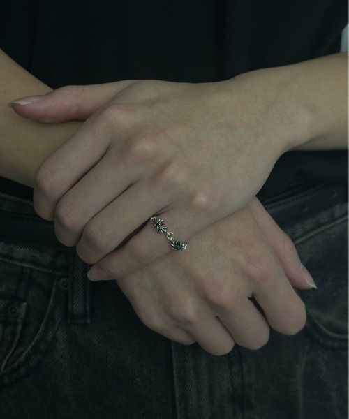 blatto(ブラット)の「【blatto 925silver】925シルバー クロス デザイン チェーンリング bla-ring-00738 N(リング・メンズ・シルバー系その他/ブラック/シルバー/クリア/ブルー・US10/US7)」の8枚目の写真