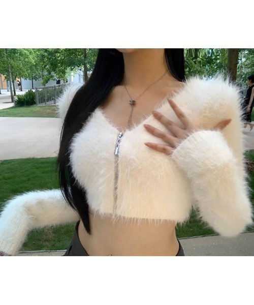 A'GEM/9 × .kom 『.kom/ドットケーオーエム』ファークロップ