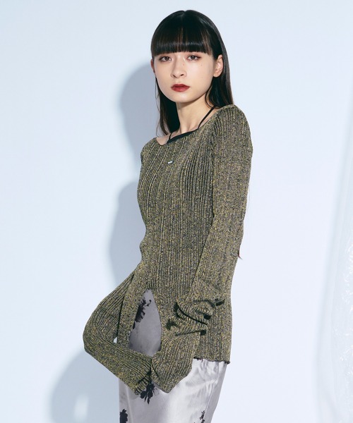 Ezick（エジック）の「lame glow シアーニット（ニット/セーター・レディース・ゴールド/ネイビー/アイボリー/グリーン・FREE）」の10枚目の写真