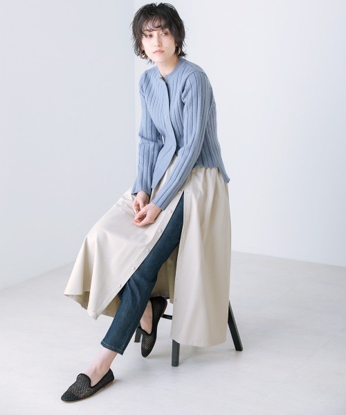 Bou Jeloud(ブージュルード)の「エコレザー ギャザーフレアスカート(スカート・レディース・ベージュ系その他/ブラック/ライトカーキ・MEDIUM)」の10枚目の写真