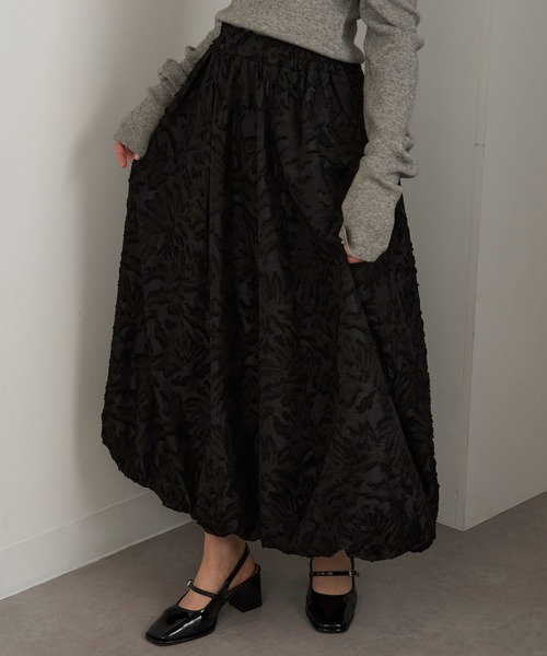 MAGASIN DE MODE Chou Chou(マガジンデモードシュシュ)の「【MAGASIN DE MODE Chou Chou】フリンジジャガードバルーンスカート XNN※(スカート・レディース・アイボリー/ブラック・FREE)」の17枚目の写真