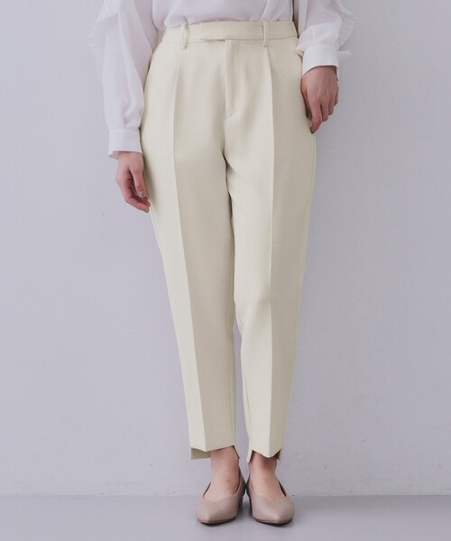 OPAQUE.CLIP（オペークドットクリップ）の「《通勤・セレモニー対応/セットアップ対応》ステップヘムテーパードパンツ【洗濯機洗い可】（その他パンツ・レディース・ブラック/オフホワイト・40/38/42/36）」の11枚目の写真