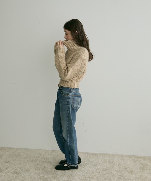 Crisp(クリスプ)の「【ZOZO限定】タートルネックボリュームニット(ニット/セーター・レディース・ベージュ/ブルー/グレー・FREE)」の11枚目の写真