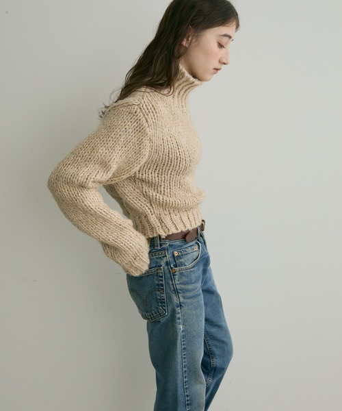 Crisp(クリスプ)の「【ZOZO限定】タートルネックボリュームニット(ニット/セーター・レディース・ベージュ/ブルー/グレー・FREE)」の14枚目の写真