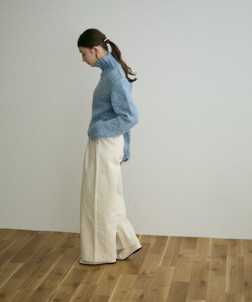 Crisp(クリスプ)の「【ZOZO限定】タートルネックボリュームニット(ニット/セーター・レディース・ベージュ/ブルー/グレー・FREE)」の19枚目の写真