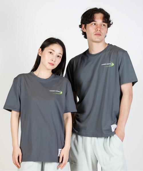 セール】UAモチベート グラフィック ショートスリーブ Tシャツ