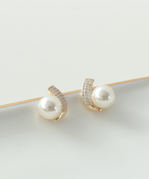 ラインビジュパールピアス（ピアス（両耳用））｜Three Four Time 