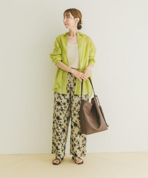 ITEMS URBANRESEARCH（アイテムズ アーバンリサーチ）の「リネンコットンビッグシャツ（シャツ/ブラウス・レディース・オフホワイト/グレー系その他/ネイビー/グリーン系その他・FREE）」の9枚目の写真