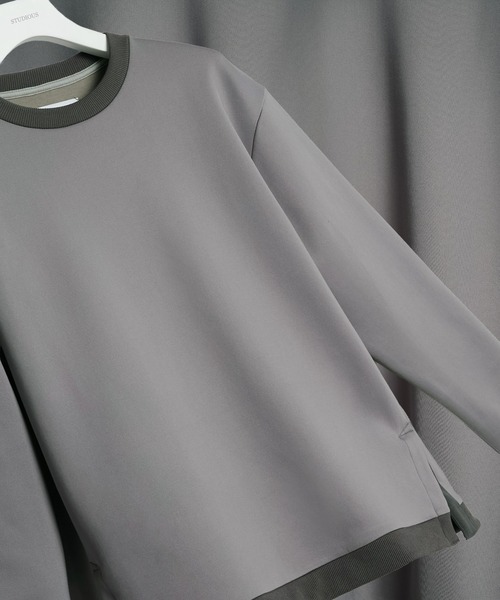 STUDIOUS（ステュディオス）の「【STUDIOUS】FEELS GOOD SIDESLIT SWEAT（スウェット・メンズ・グレー/ライトベージュ/ブラック・2/1）」の2枚目の写真
