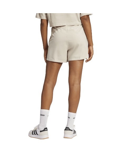 adidas(アディダス)の「アディダス adidas エッセンシャルズ スリーストライプス コットンショーツ(その他パンツ・レディース・ブラック/サンドグレー・S/M/L)」の4枚目の写真