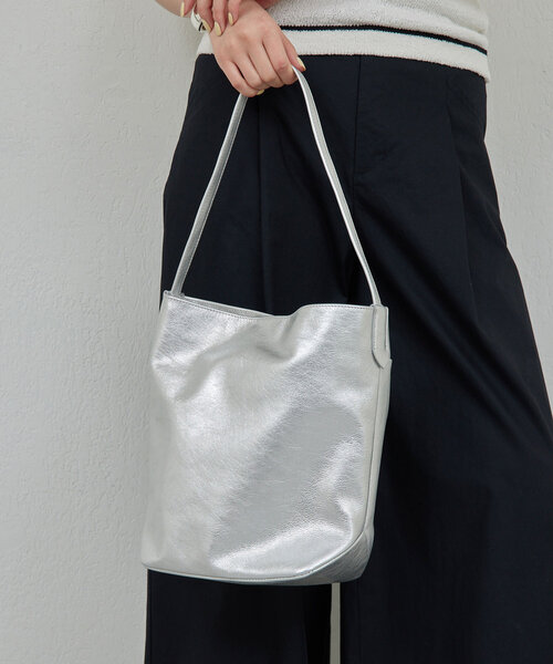 GALLARDAGALANTE(ガリャルダガランテ)の「【2.718】ワンハンドルトートバッグ(トートバッグ・レディース・ブラック/シルバー/ゴールド・FREE)」の11枚目の写真