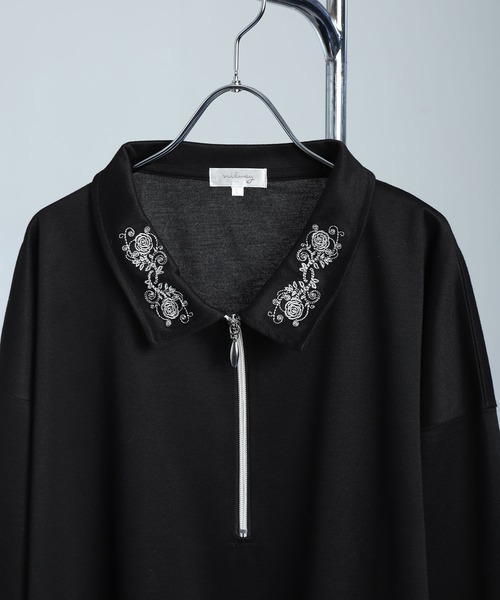 NILWAY(ニルウェイ)の「【25AW新作】フラワー 刺繍 ハーフジップ フレアスリーブ ポンチ 長袖 ロング Tシャツ(スウェット・メンズ・ホワイト/チャコール/ブラック・MEDIUM/LARGE)」の4枚目の写真
