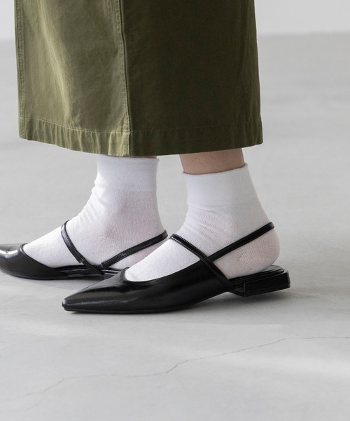 welleg（ウェレッグ）の「ポインテッドトゥ ストラップスリングバックパンプス（パンプス・レディース・ブロンズ/アイボリー/ブラック・22.5cm/23.5cm/24.5cm/25.5cm/23.0cm/24.0cm/25.0cm/26.0cm/21.5cm/22.0cm）」の13枚目の写真