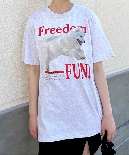 spiritoso(スピリトーゾ)の「【spiritoso】FREEDOM FUN シートプリントTシャツ(Tシャツ/カットソー・レディース・オートミール/ブラック/ホワイト・LARGE/MEDIUM)」の3枚目の写真