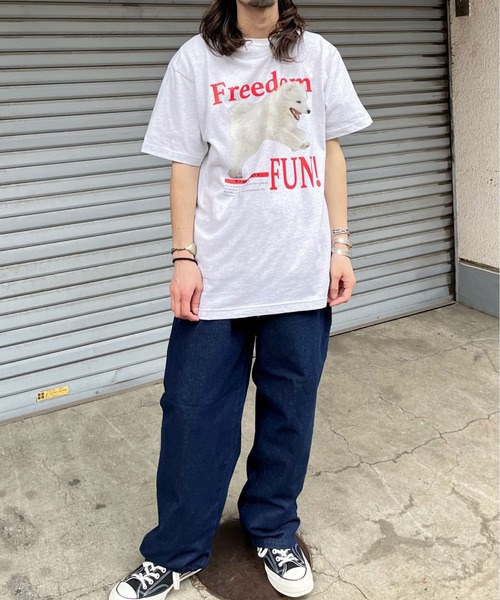 spiritoso(スピリトーゾ)の「【spiritoso】FREEDOM FUN シートプリントTシャツ(Tシャツ/カットソー・レディース・オートミール/ブラック/ホワイト・LARGE/MEDIUM)」の4枚目の写真