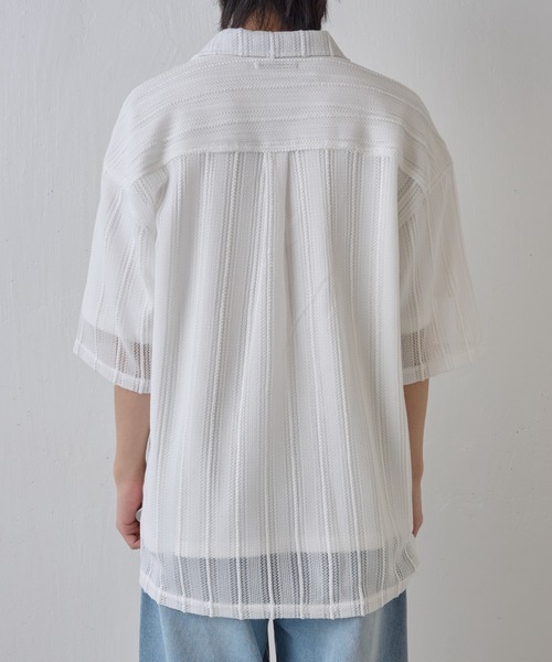 COLONY 2139（コロニートゥーワンスリーナイン）の「ニット透かし編み半袖シャツ（シャツ/ブラウス・メンズ・ホワイト/アイボリー/ブラック・MEDIUM/LARGE）」の7枚目の写真