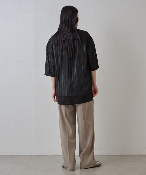 COLONY 2139（コロニートゥーワンスリーナイン）の「ニット透かし編み半袖シャツ（シャツ/ブラウス・メンズ・ホワイト/アイボリー/ブラック・MEDIUM/LARGE）」の11枚目の写真