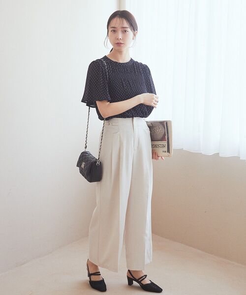 earth music&ecology(アースミュージックアンドエコロジー)の「マジョリカプリーツ半袖ブラウス(シャツ/ブラウス・レディース・アイボリー/ブラック/サックスブルー/ピンクベージュ/ブルー系その他3・FREE)」の16枚目の写真