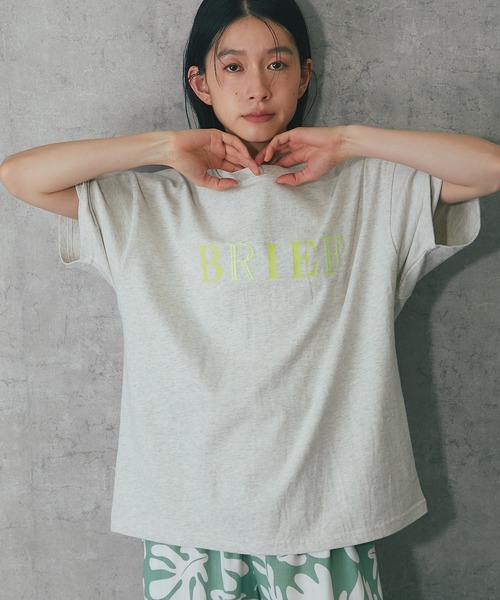 ANOTHER S（アナザーエス）の「ポイント刺繍ロゴTシャツ（Tシャツ/カットソー・レディース・杢グレー/ホワイト/チャコールグレー/ブラック・FREE）」の8枚目の写真