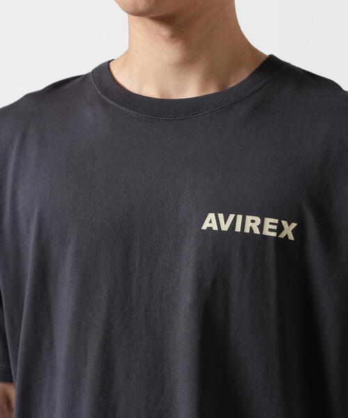 AVIREX(アヴィレックス)の「《WEB&DEPOT限定》FLYING BEAR T-SHIRT "25" / フライングベアー 半袖Tシャツ / AVIREX / アヴィレックス(Tシャツ/カットソー・メンズ・チャコールグレー/ホワイト/ピンク/パープル・L/2XL/M/XL)」の21枚目の写真