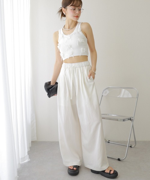 LAULEN(ローレン)の「tuck relax wide pants /タックリラックスワイドパンツ(その他パンツ・レディース・アイボリー/ブラック/ホワイト・M/S)」の6枚目の写真