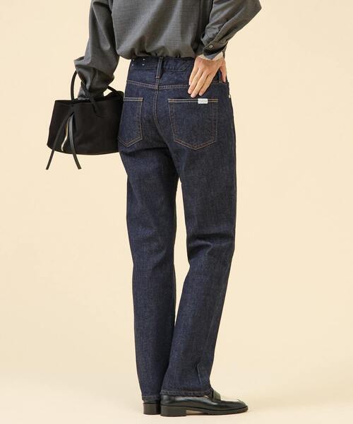 martinique(マルティニーク)の「《コラボ》【upper hights×Amalie & Cecilie Moosgaard】THE AMALIE(デニムパンツ・レディース・ブラック/インディゴブルー・22/24/23)」の4枚目の写真