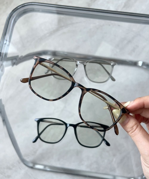 Futier land（フューティアランド）の「UV調光レンズメガネ（メガネ・レディース・ブラウン/クリア/ブラック・FREE）」の14枚目の写真