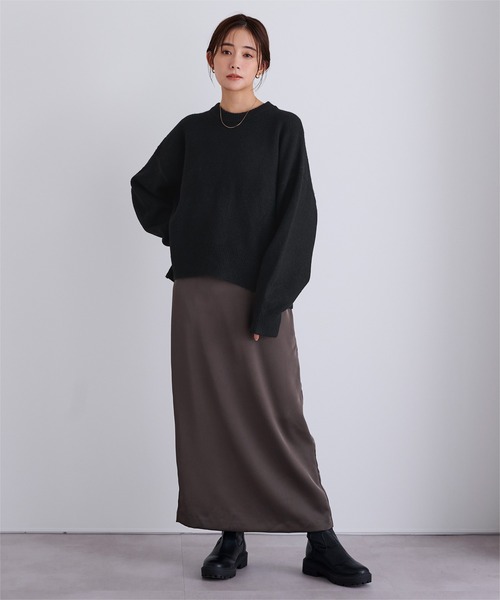 UR'S（ユアーズ）の「ヤクライククルーネックニット（ニット/セーター・レディース・レッド/杢グレー/ダークブラウン/ブラック/ホワイト・M/L/S）」の11枚目の写真