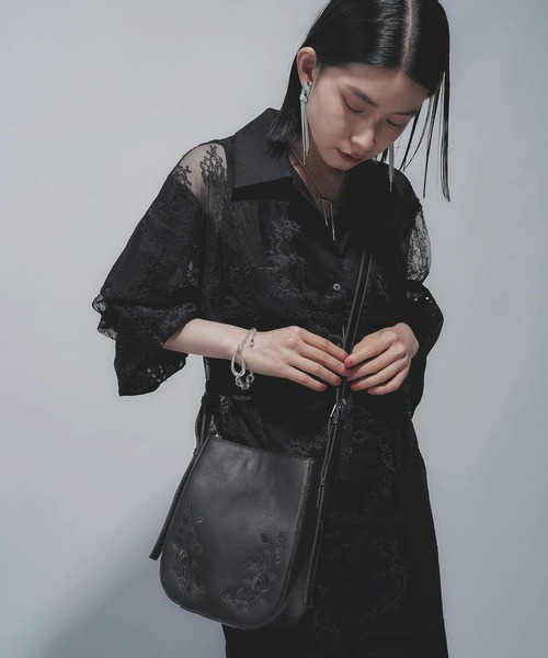 HARE（ハレ）の「シシュウミニショルダーバッグ(HARE)（ショルダーバッグ・レディース・ブラック/グリーン・FREE）」の3枚目の写真