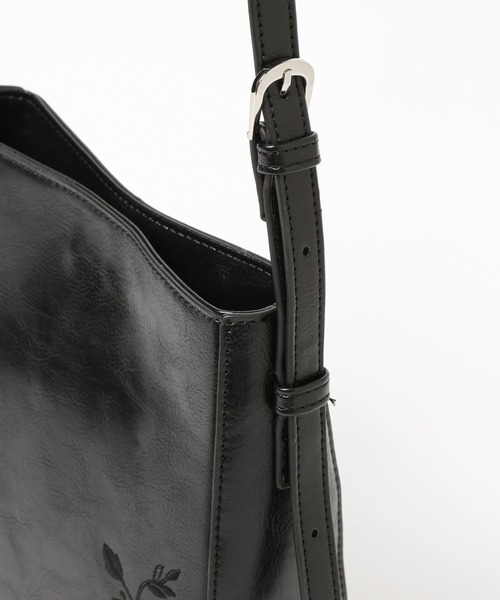 HARE（ハレ）の「シシュウミニショルダーバッグ(HARE)（ショルダーバッグ・レディース・ブラック/グリーン・FREE）」の17枚目の写真