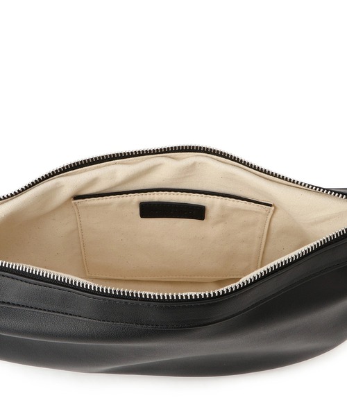 ADAM ET ROPE'（アダムエロペ）の「【一部WEB限定カラー】ムスビミニショルダーバッグ（ショルダーバッグ・レディース・カーキ/ブラック/ワイン/ホワイト系その他・FREE）」の19枚目の写真